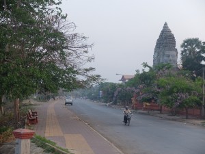 Early morning on the east bank of Battambang.